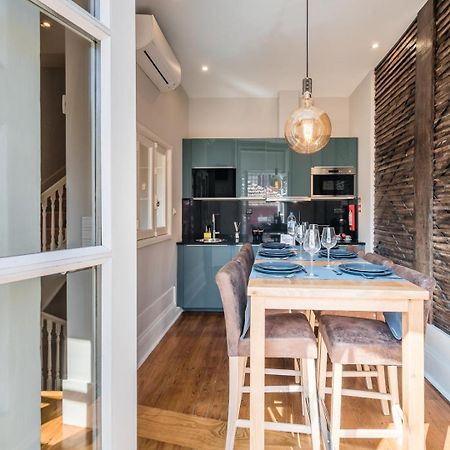 Guestready - Chic Retreat In The Heart Of Porto Apartment Exterior foto