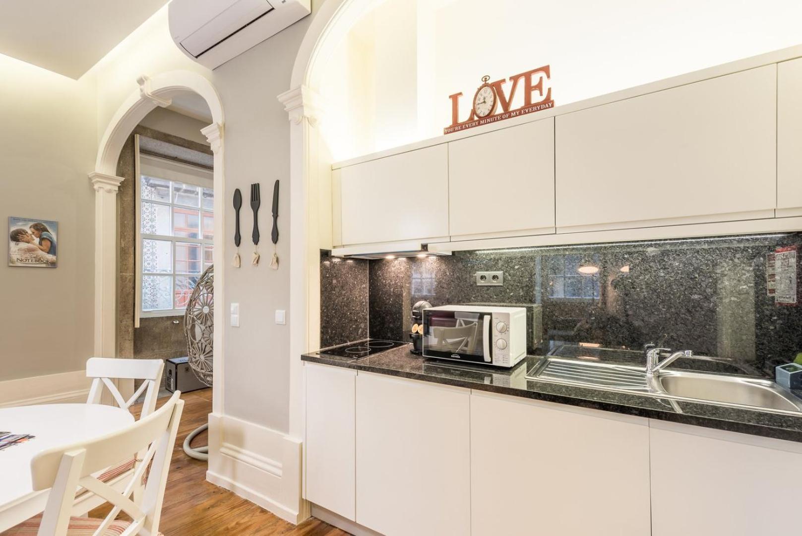 Guestready - Chic Retreat In The Heart Of Porto Apartment Exterior foto
