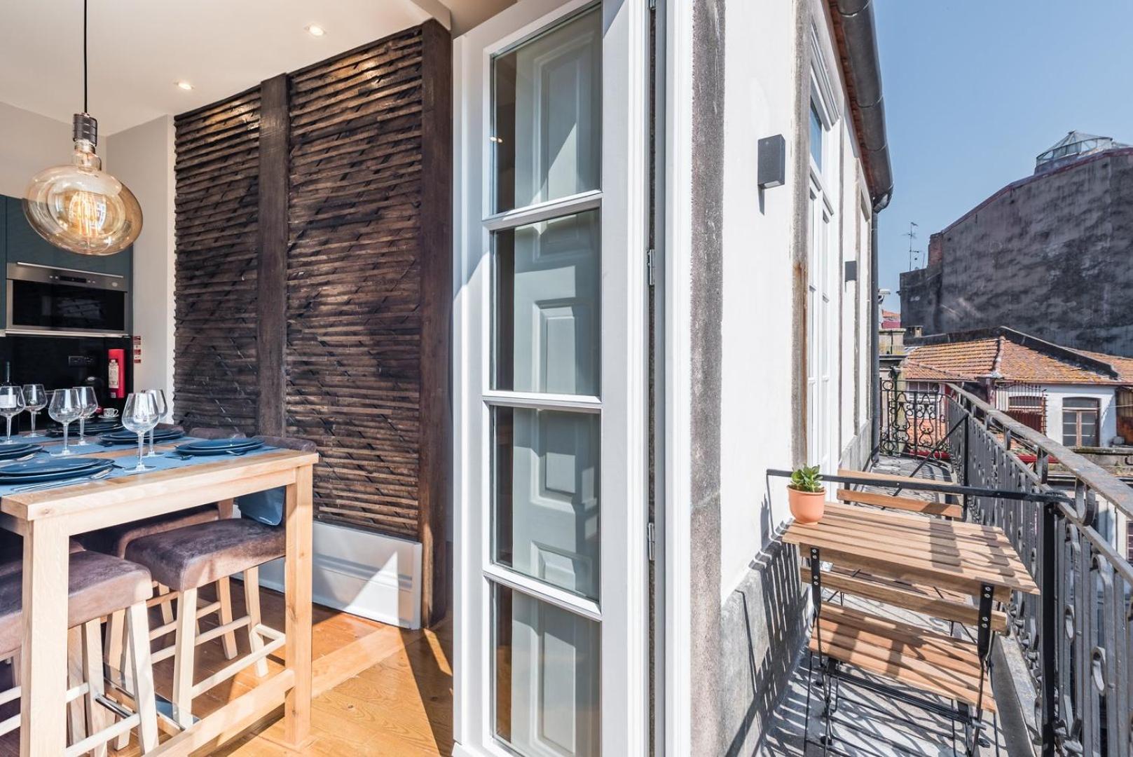 Guestready - Chic Retreat In The Heart Of Porto Apartment Exterior foto